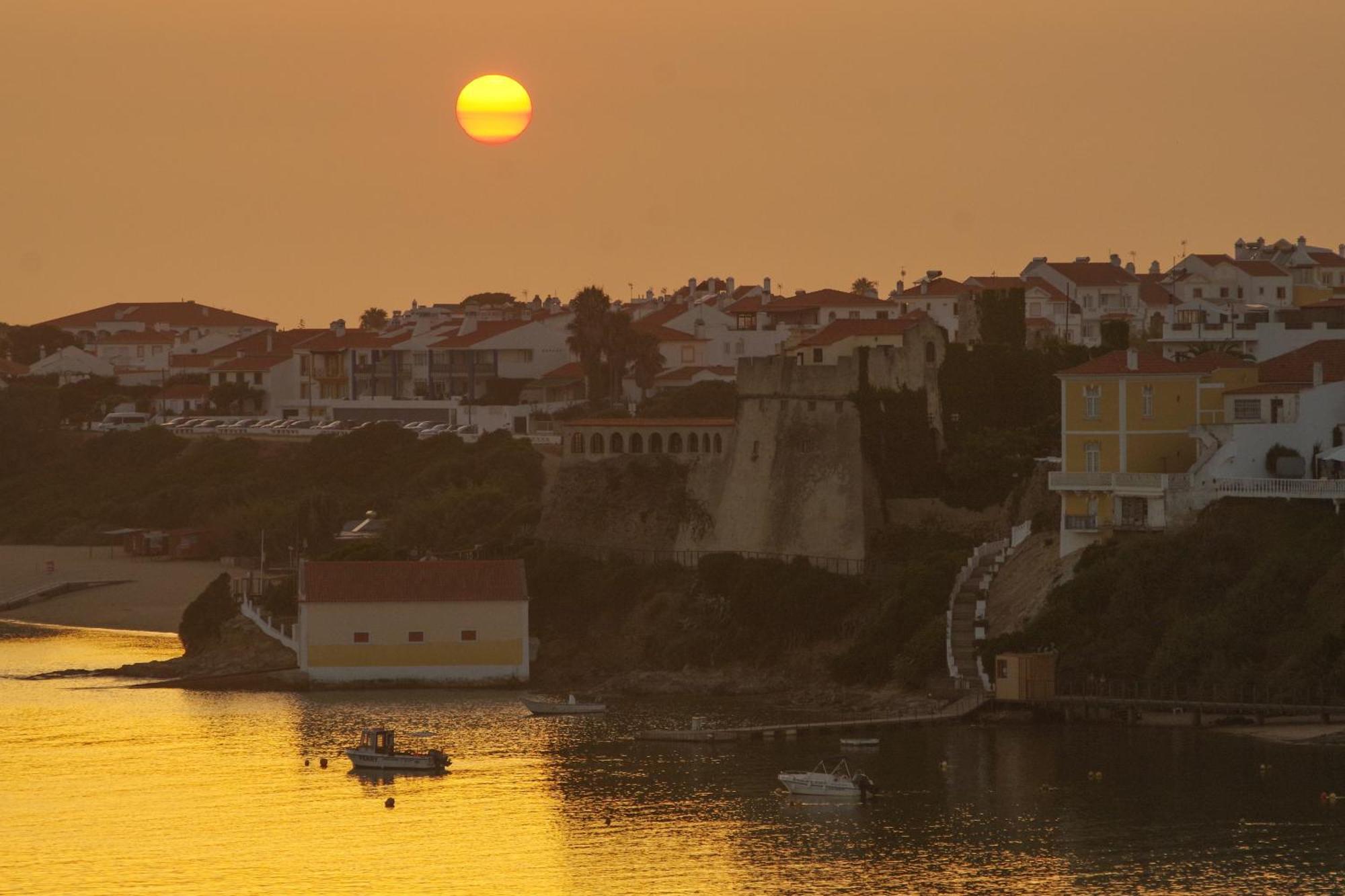 Apartamentos Vila Nova Vila Nova de Milfontes Eksteriør bilde